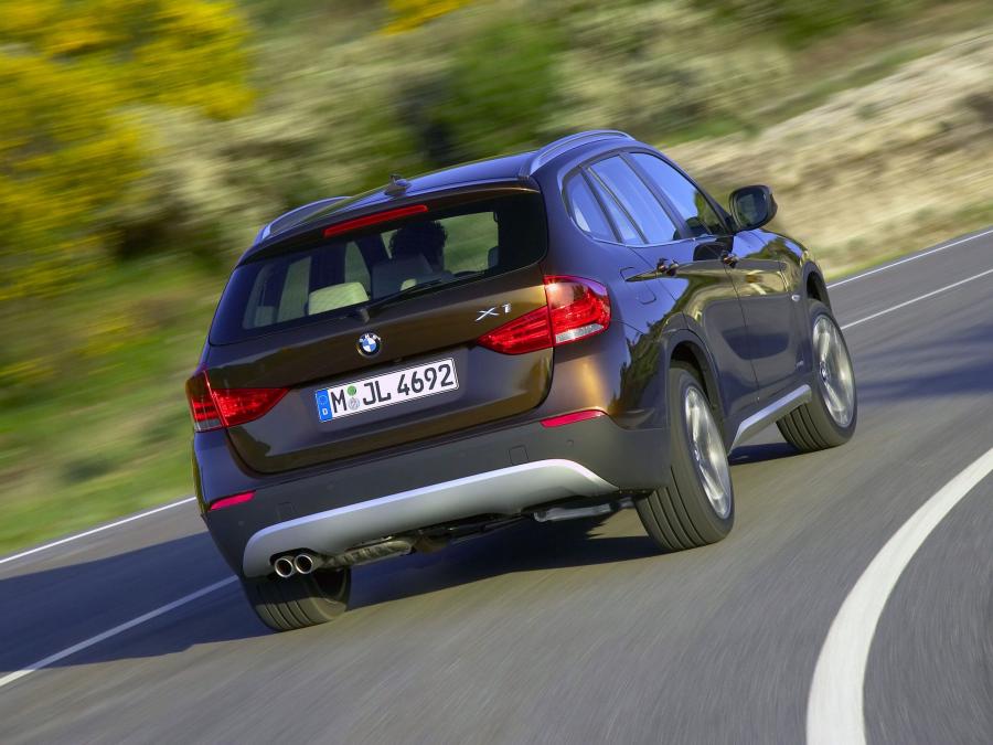  BMW X1 xDrive 2.8i 2009 года  (фото 8 из 30)
